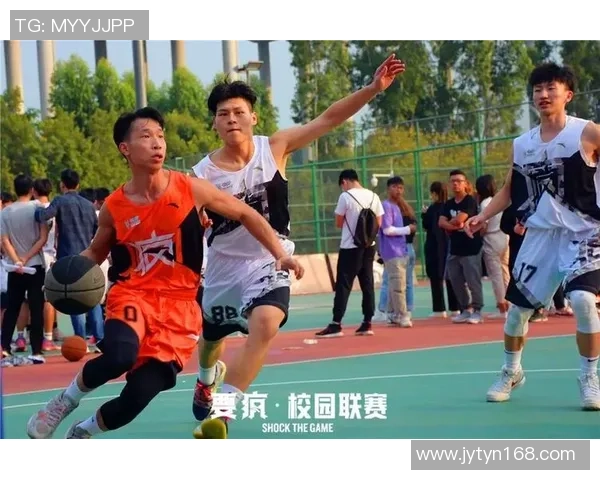 南京篮球队默契配合的背后故事与战术分析